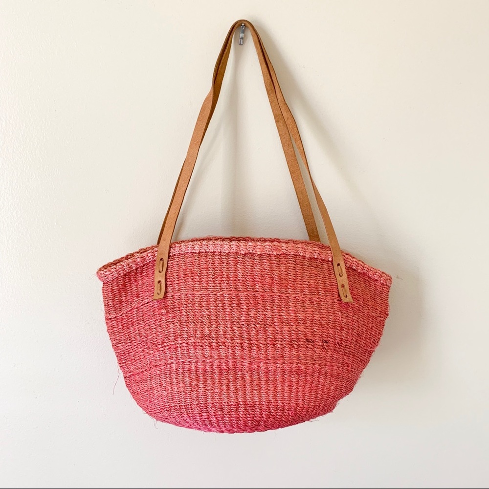 Vintage Pink Boho Basket Weaved Purse